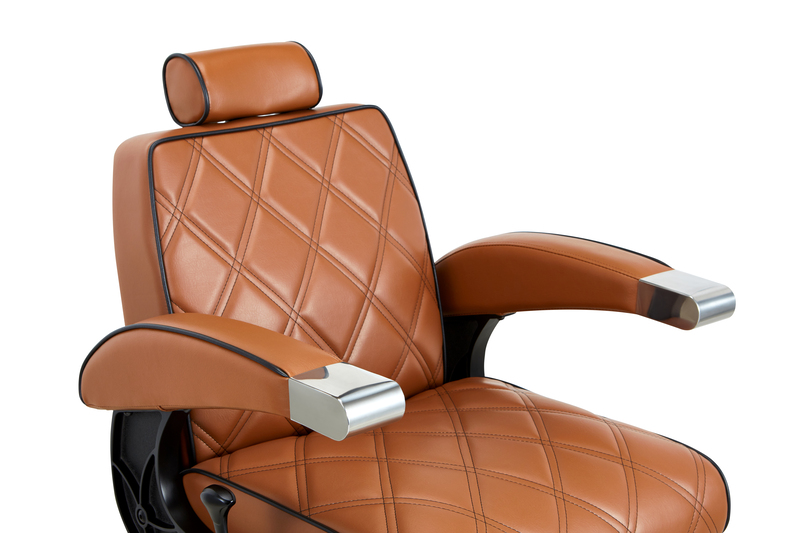 Mirplay Barberstoel HUGO BR - Sfeerbeeld 2 Vakkappers