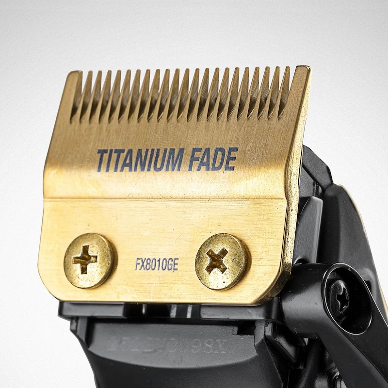 BaByliss Pro 4Artists Lo-ProFX Gold Tondeuse - In Sfeerbeeld 3 - Vakkappers