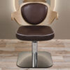Salon Ambience Kappersstoel EMBRACE - Sfeerbeeld 2 Vakkappers