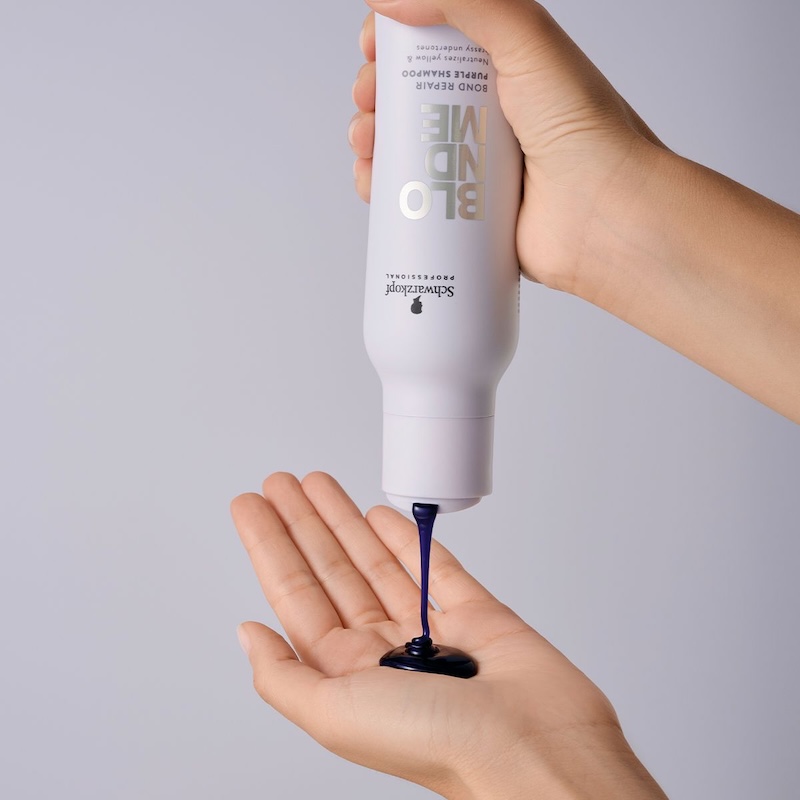 Schwarzkopf Blond Me Bond Repair Purple Shampoo - In sfeerbeeld - Vakkappers